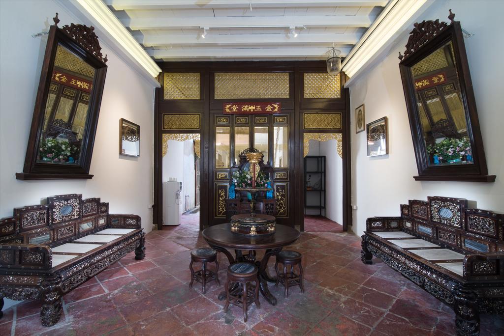 Muntri Mews Hotel George Town Exterior photo