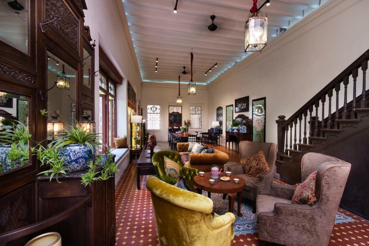 Muntri Mews Hotel George Town Exterior photo